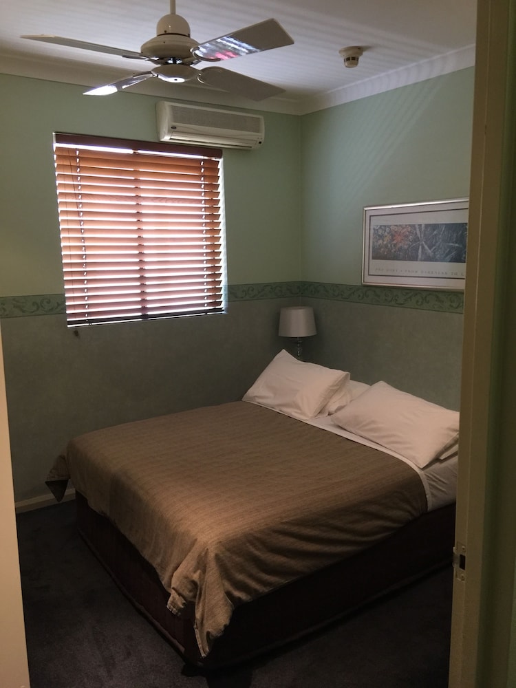 Hotel 59 23/61