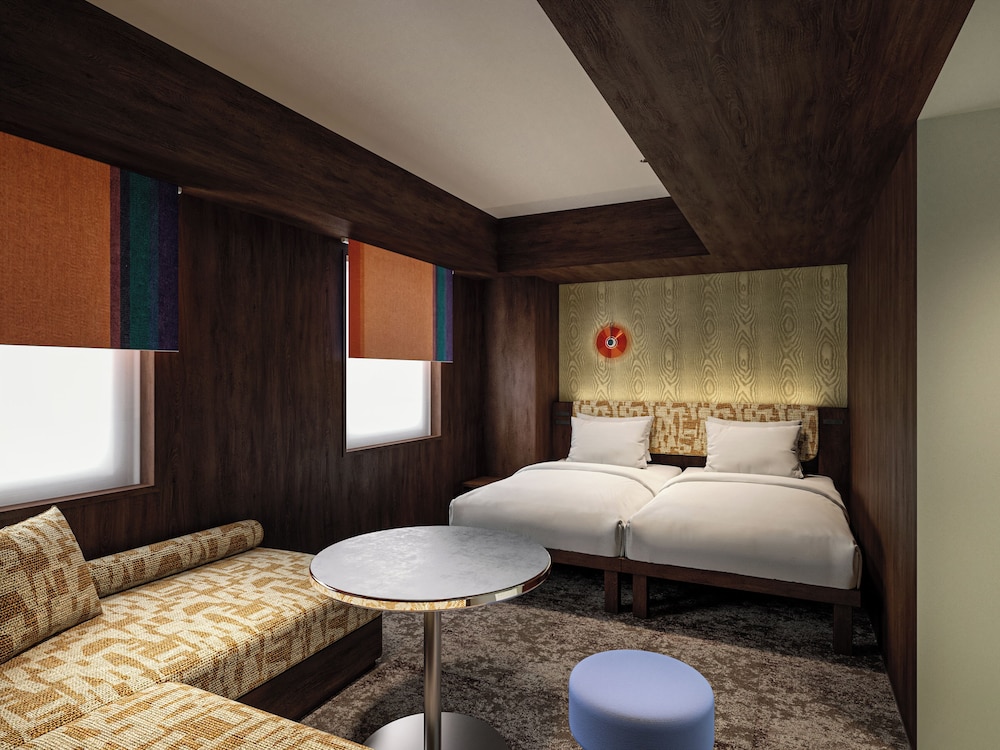 Renovated, Deluxe, Twin Beds, Sofa