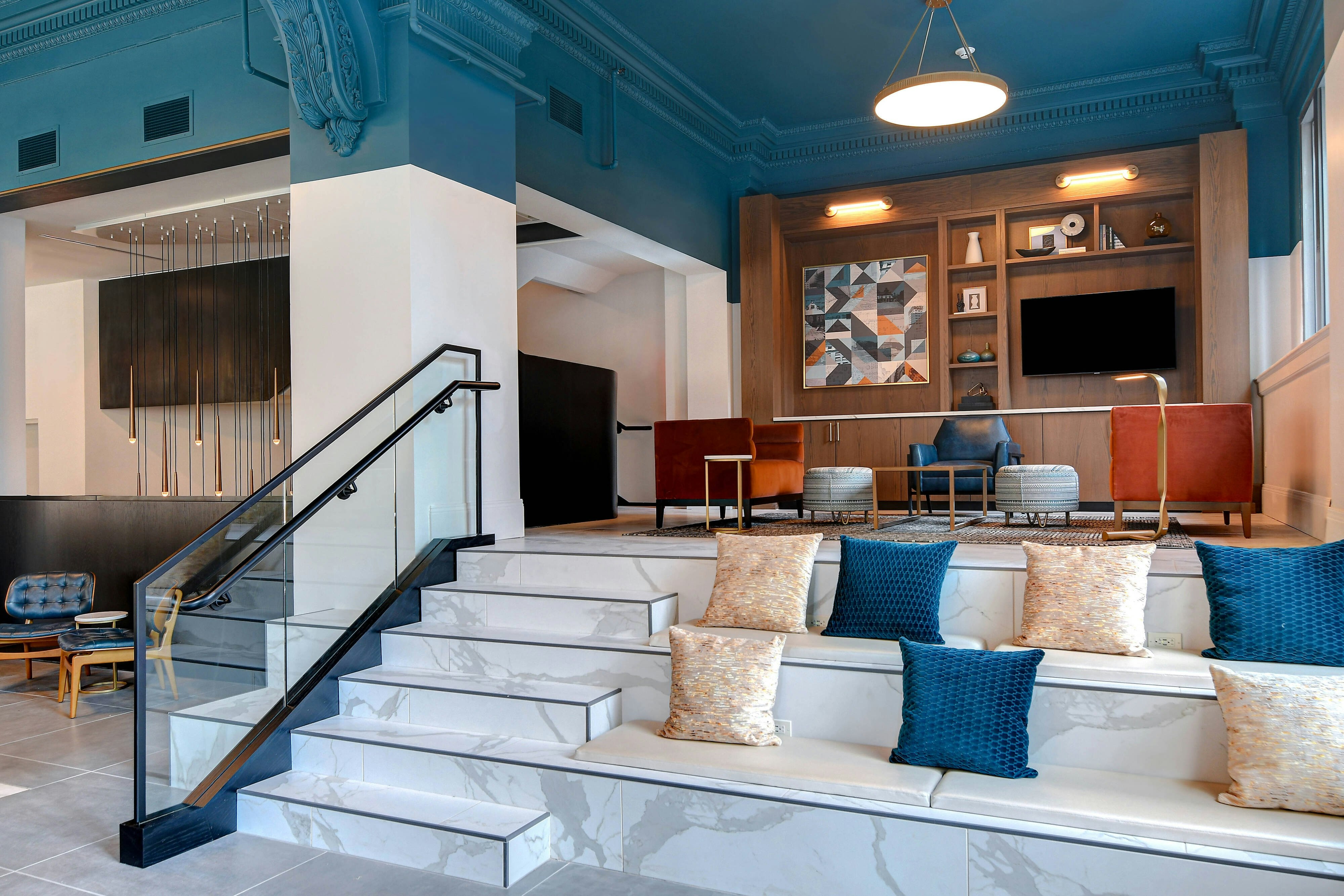 Courtyard by Marriott Cincinnati Downtown 24/25