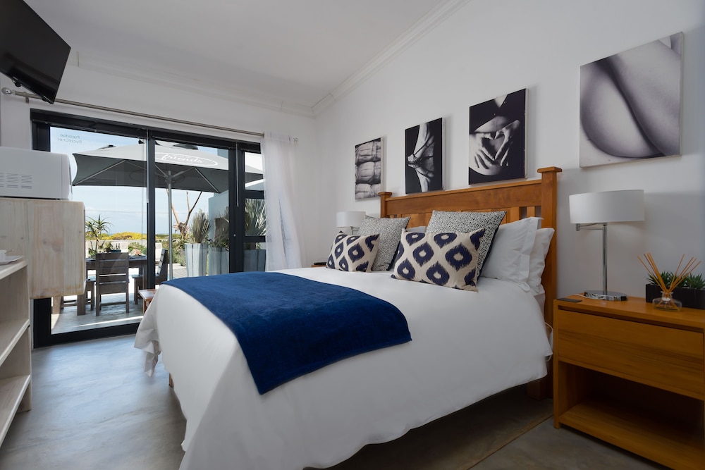 Stay at Friends (Guest house) 12/50