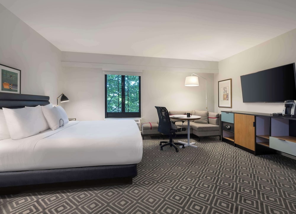 Room at Freepoint Hotel Cambridge, Tapestry Collection By Hilton, CAMBRIDGE - MA