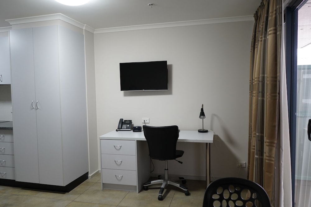 Carlton Lygon Lodge 61/75