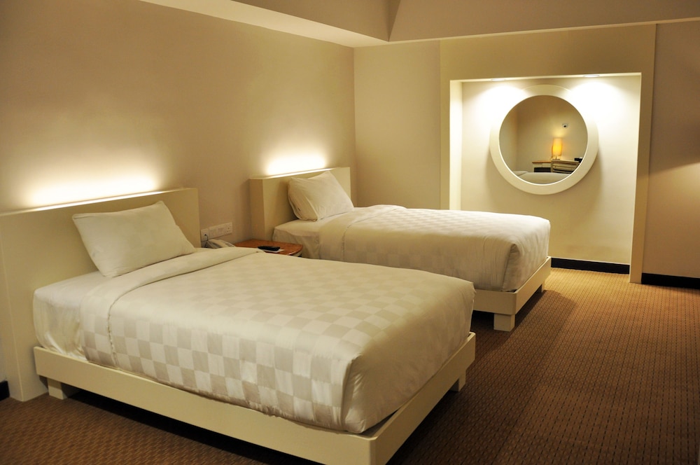 Beverly Hotel Batam 17/50