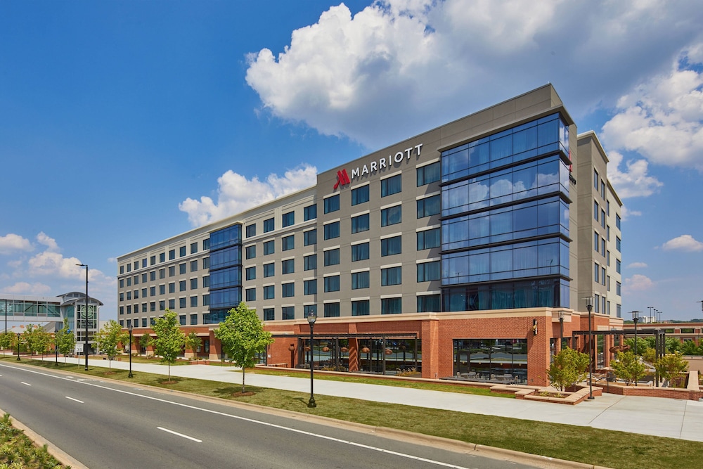 UNC Charlotte Marriott Hotel & Conference Center 3/47