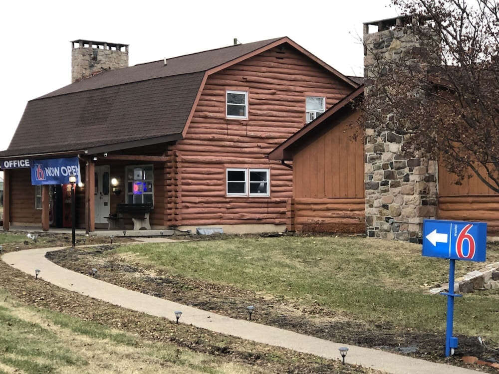 Motel6 Shartlesville, PA 35/45