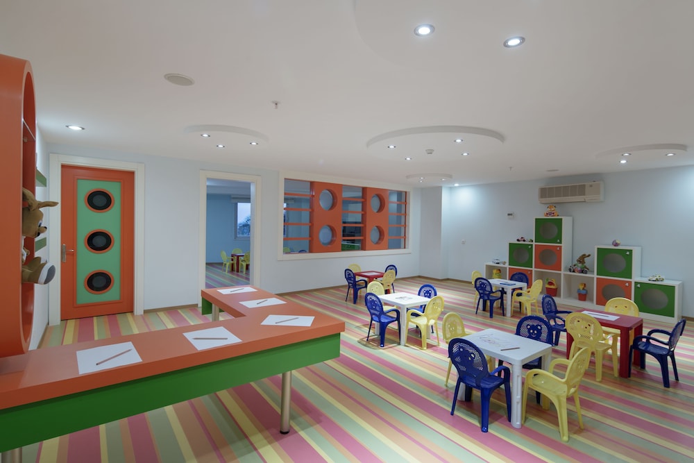 Saphir Resort Spa Hotel 37/48
