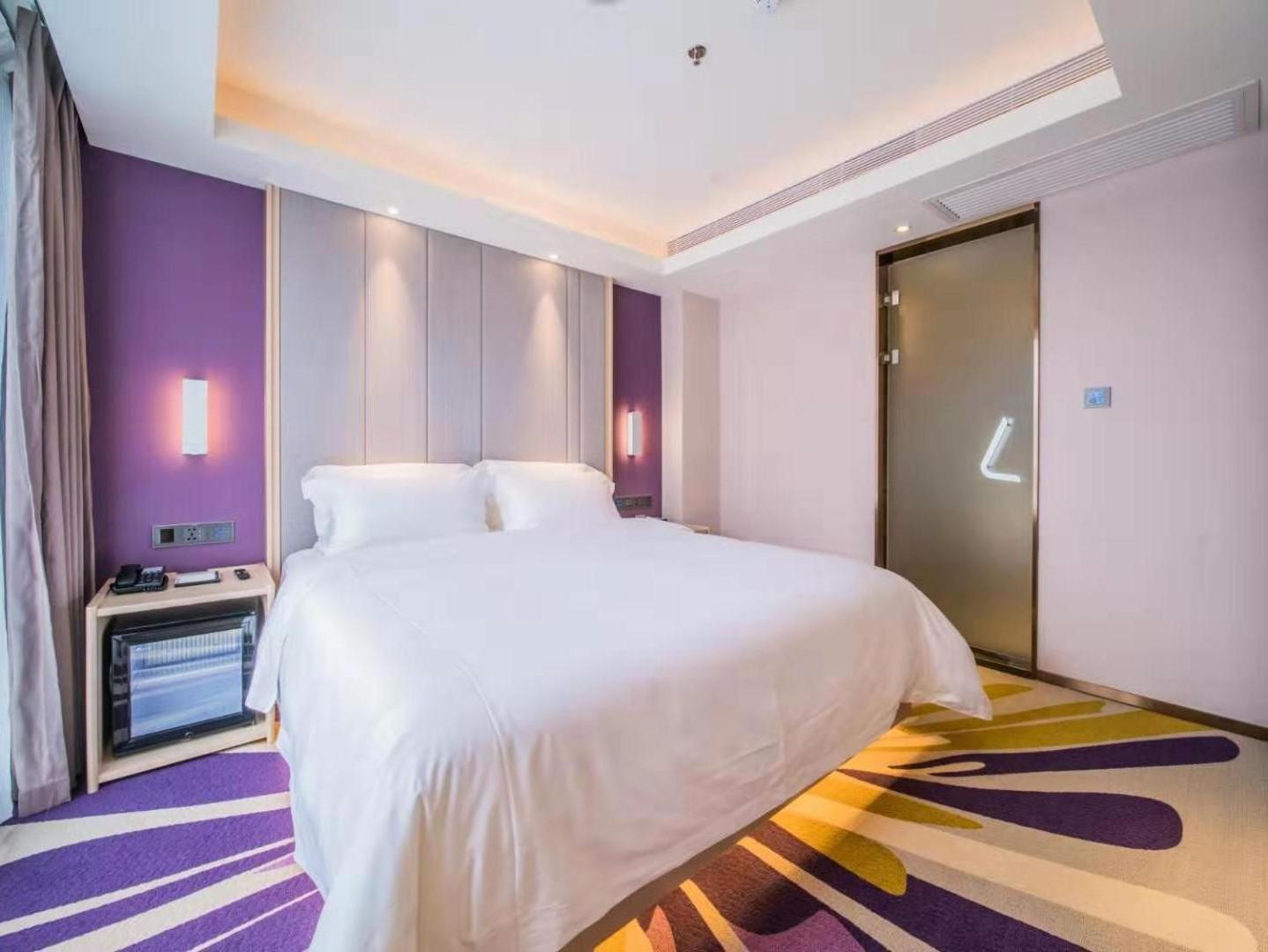 Lavande Hotel (Zhuhai Qinglv Middle Road) 22/39