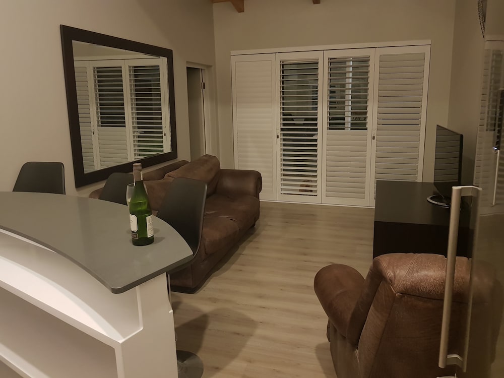 Umhlanga Lodge - Adults Only 27/43