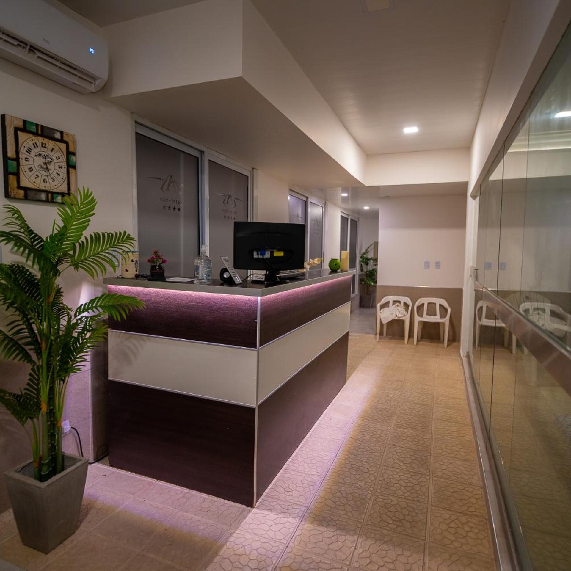 Alto Verde Suites and Apart 6/50
