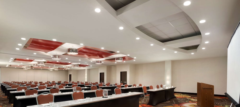 Embassy Suites by Hilton Jackson North Ridgeland 53/57