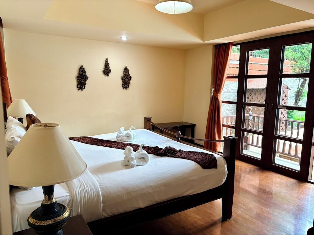 Shewe Wana Suite Resort 35/72