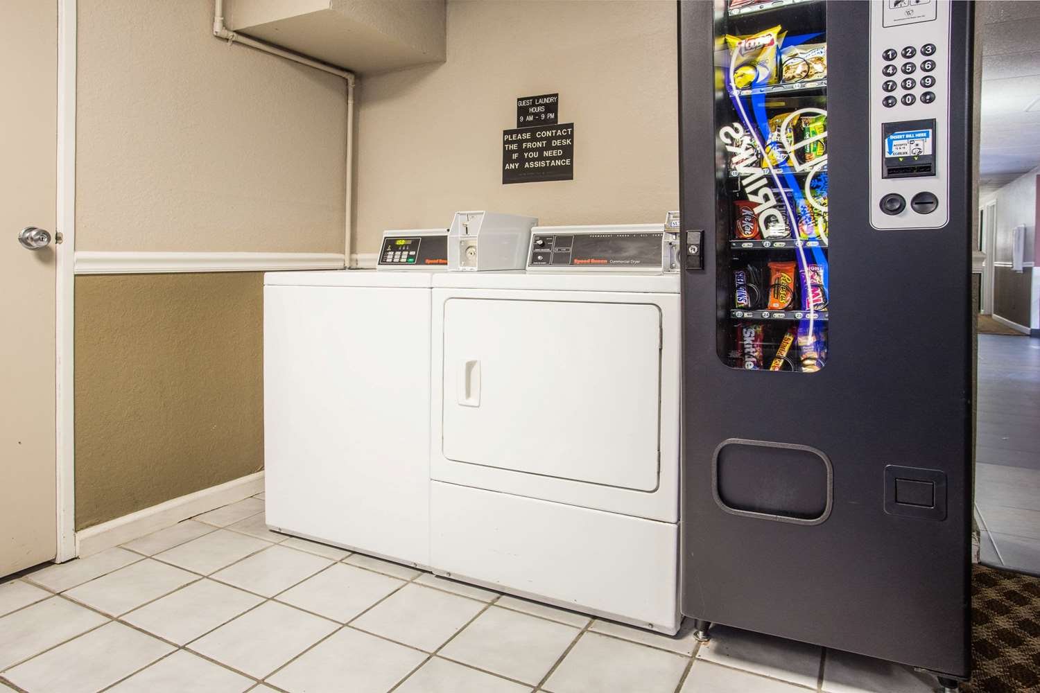 Super 8 By Wyndham Vacaville 3/8