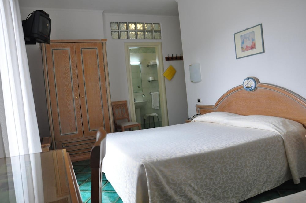 Hotel La Marticana 11/65
