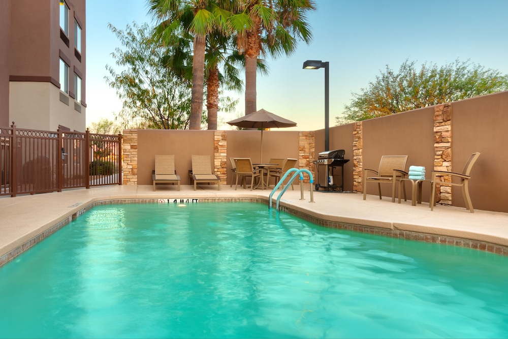Fairfield Inn And Suites By Marriott Sierra Vista 1/47