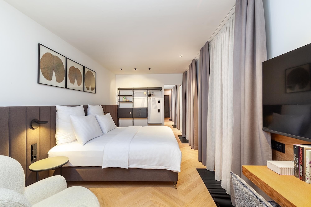 Hotel Maximilian S 20/70