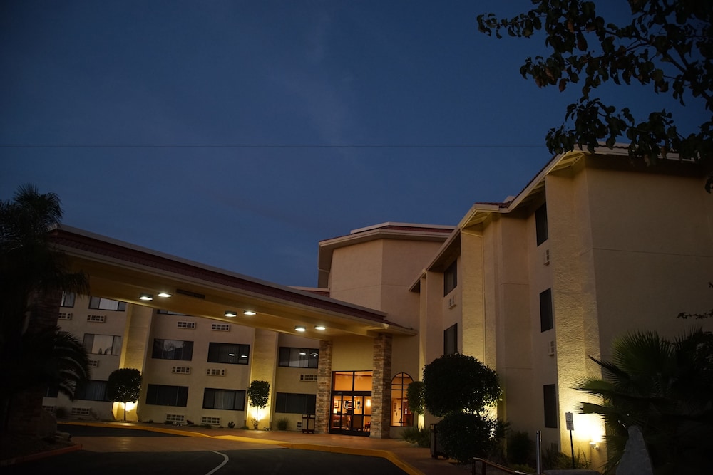 Comfort Inn & Suites Rocklin - Roseville 1/55