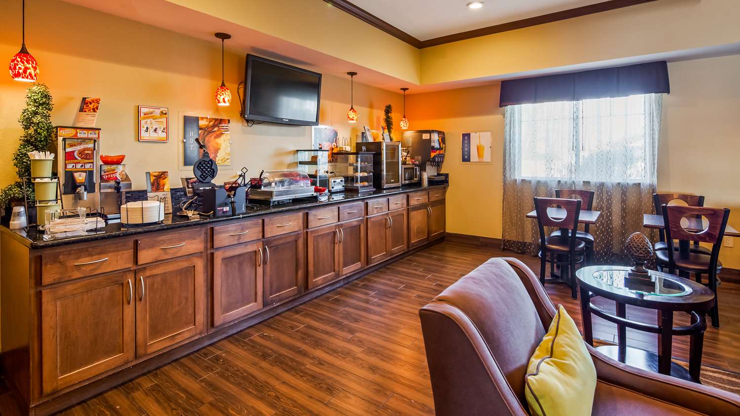 Best Western Plus Seminole Hotel and Suites 10/10