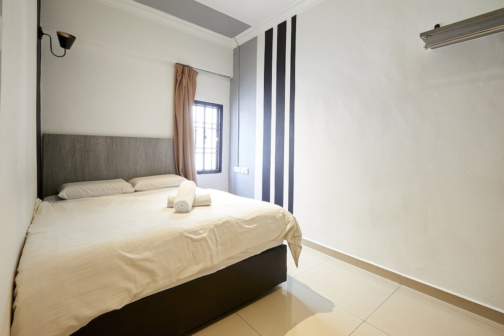 D New 1 Hotel 19/38