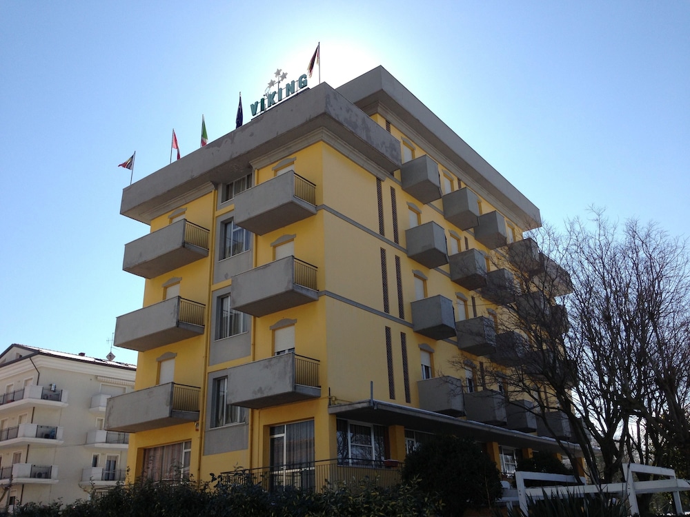 HOTEL VIKING 4/70