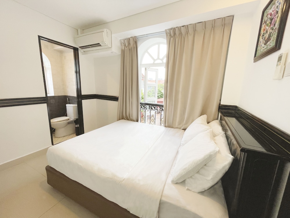 The Snooze Hotel Marine Parade (Ex Le Peranakan Hotel) 23/40