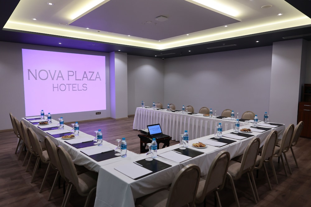 Nova Plaza Crystal Hotel & Spa 53/62
