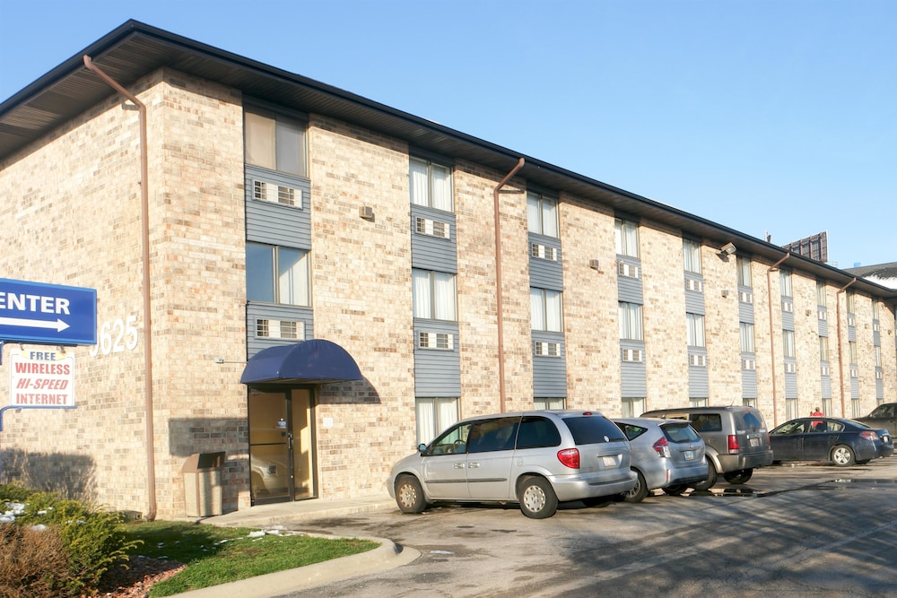 Motel6 Bridgeview, IL 54/64