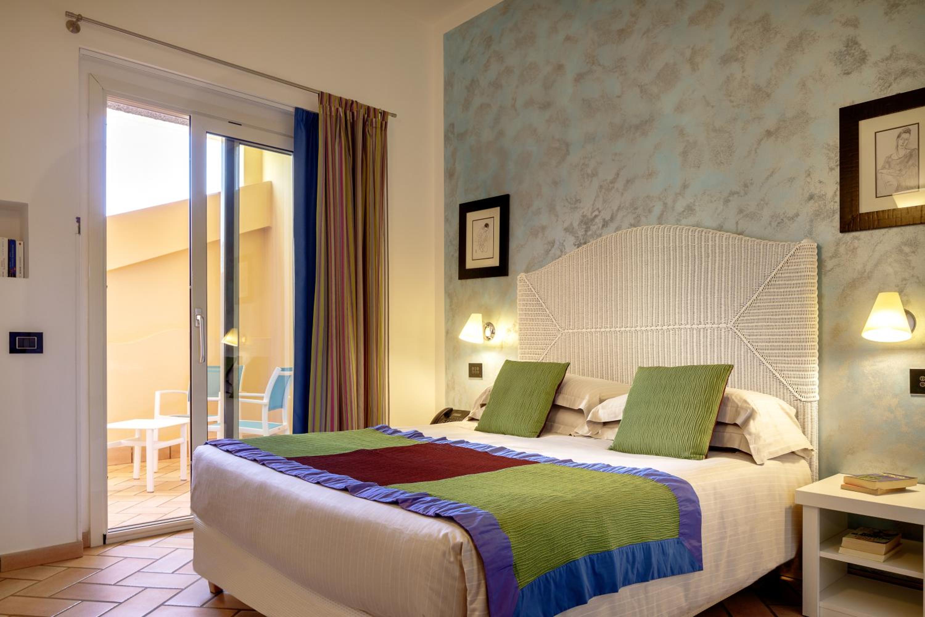 BUDGET, DOUBLE BED