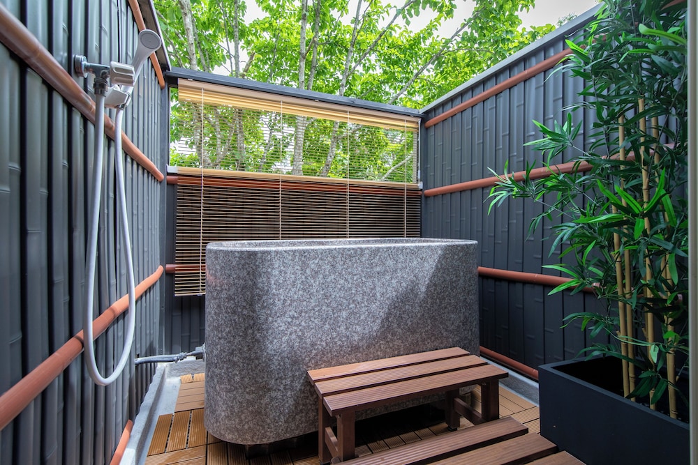 ROOM, TWIN BEDS, OUTDOOR BATH, MAIN BUILDING
