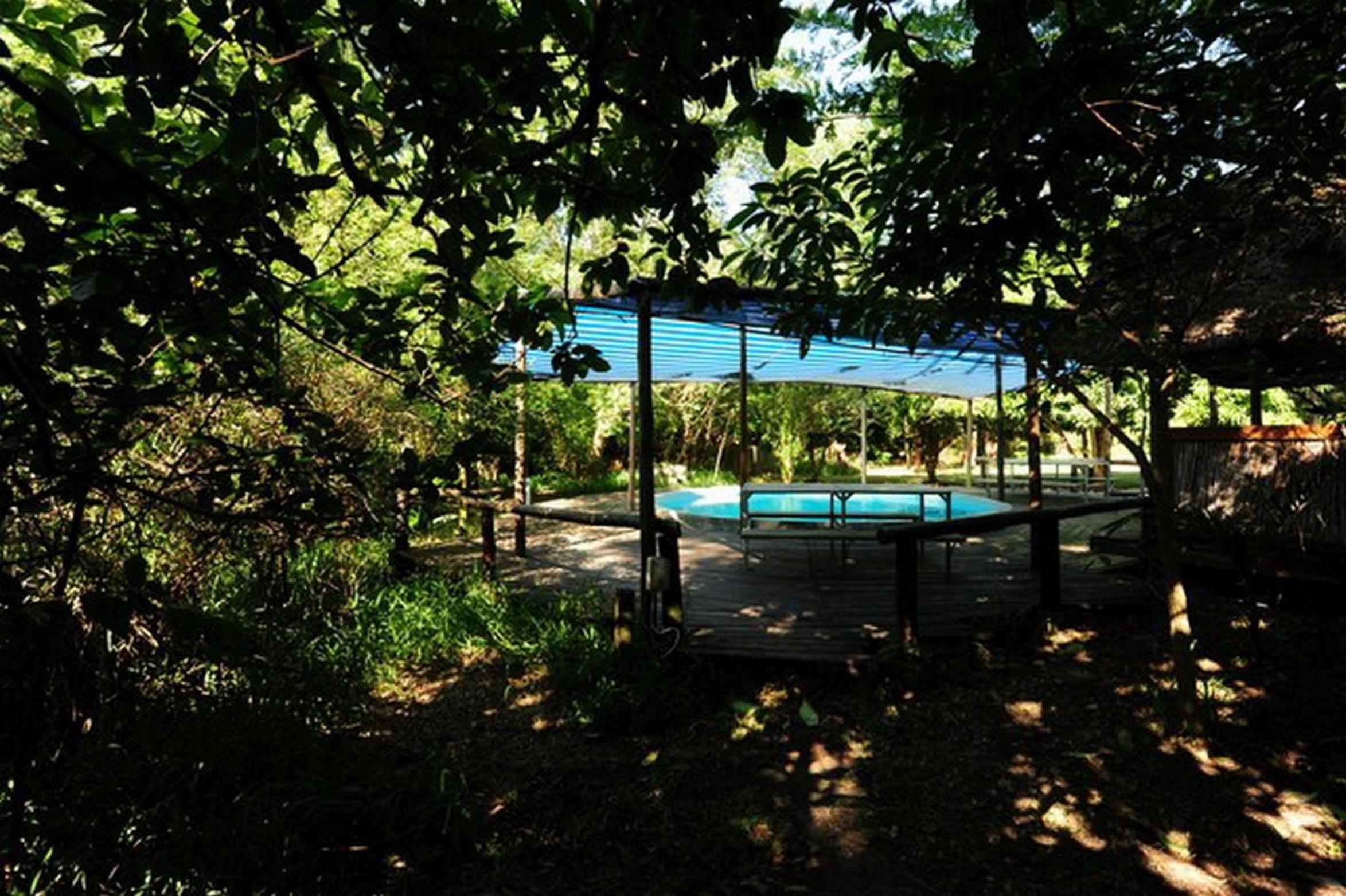 Tirton Dive Lodge 25/30