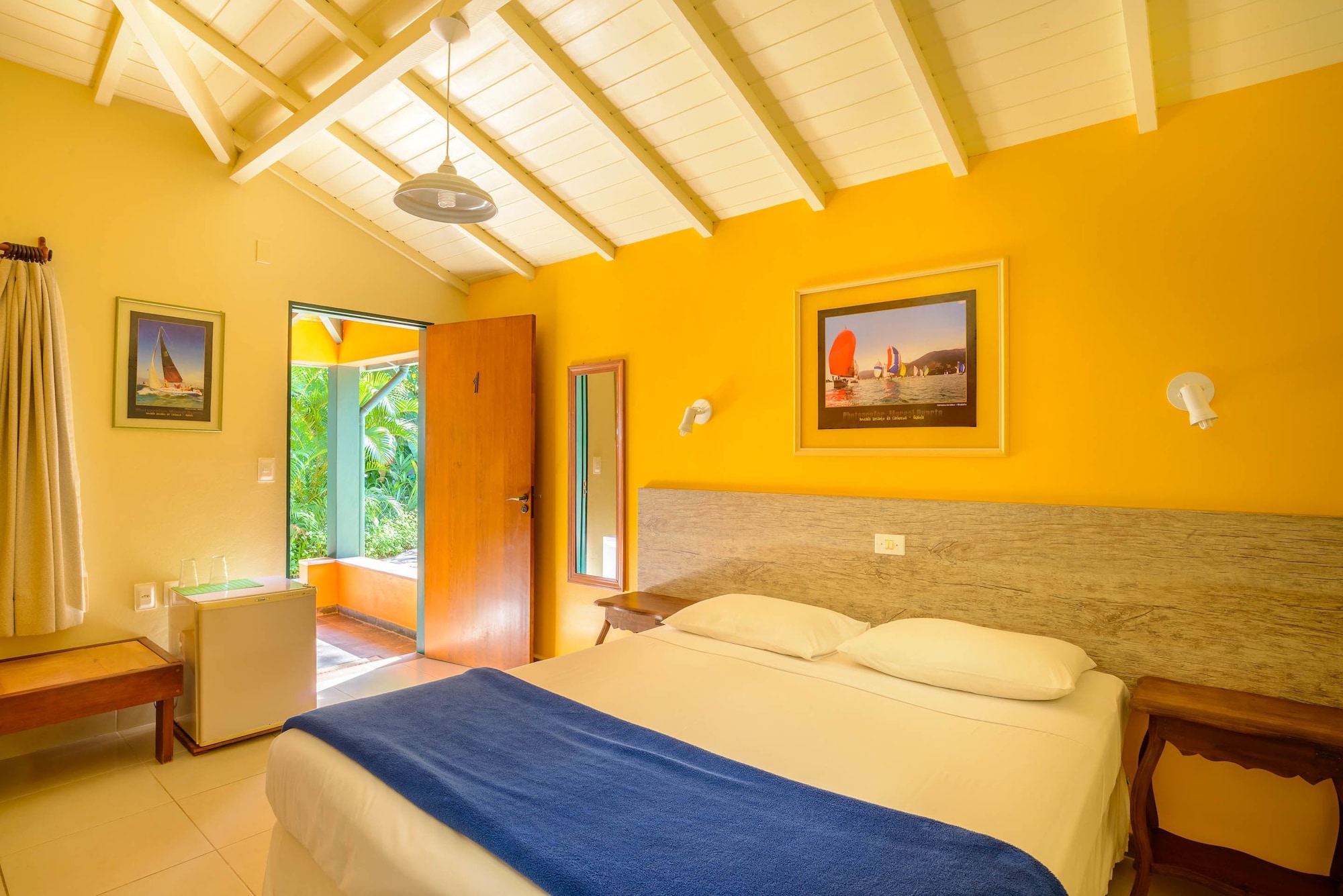 COMFORT, DOUBLE BED