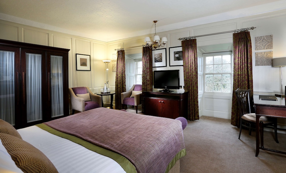 SUPER, SUPERIOR, DELUXE, DOUBLE BED