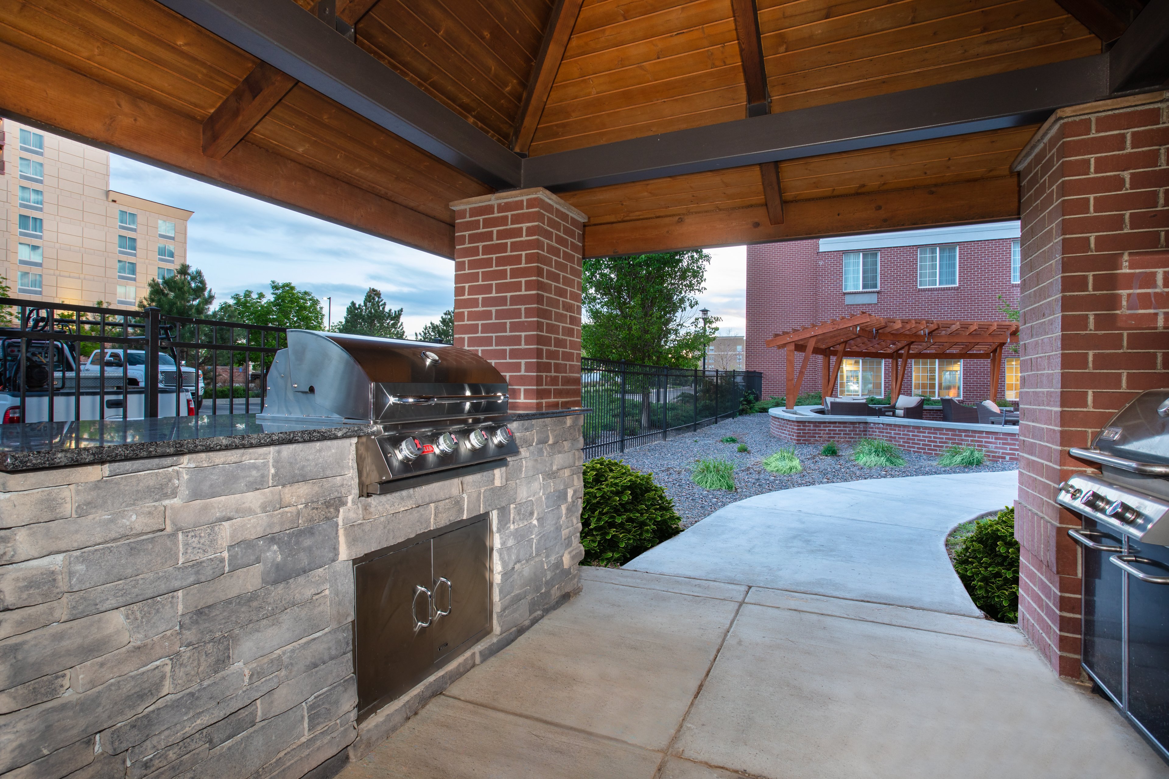 STAYBRIDGE SUITES DENVER INTERNATIONAL AIRPORT 12/63