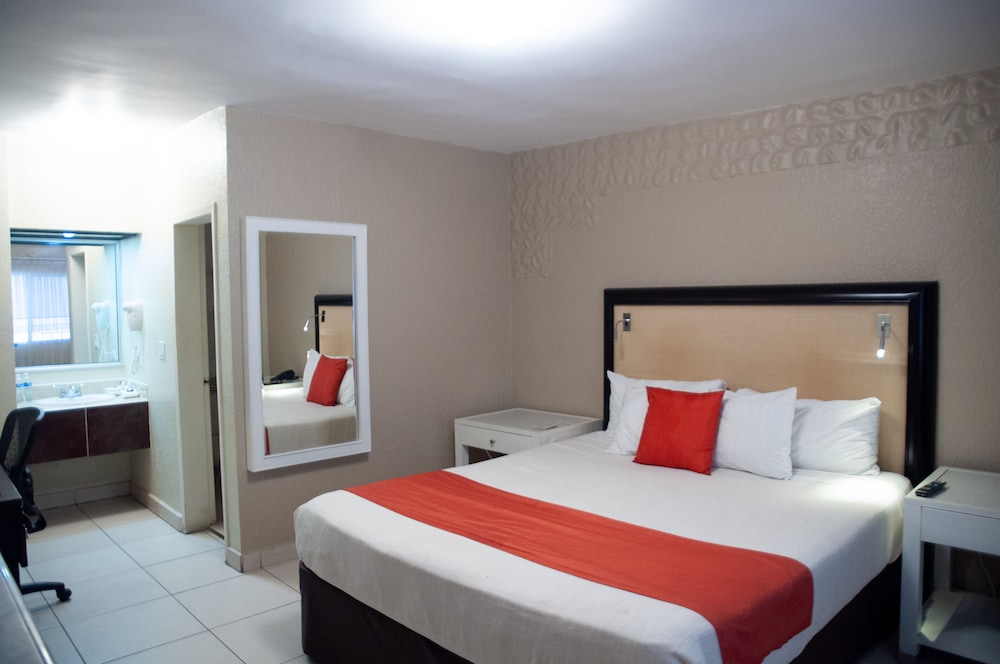 STANDARD, KING BED