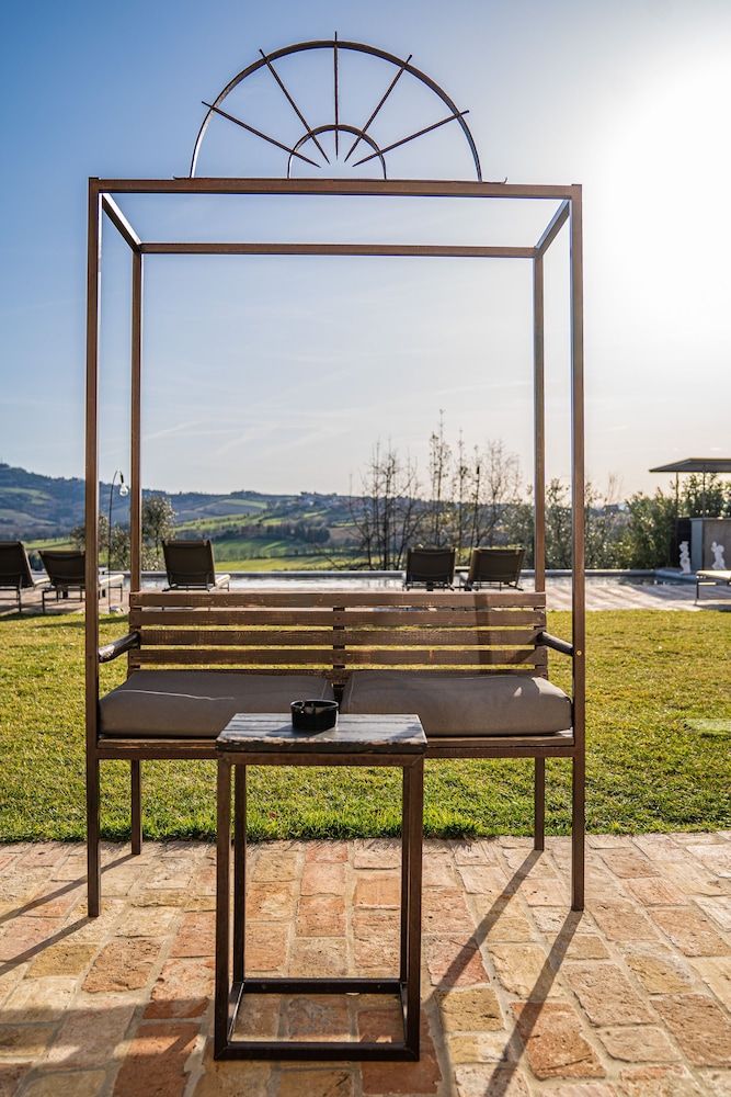 Terra Di Gradara 33/50