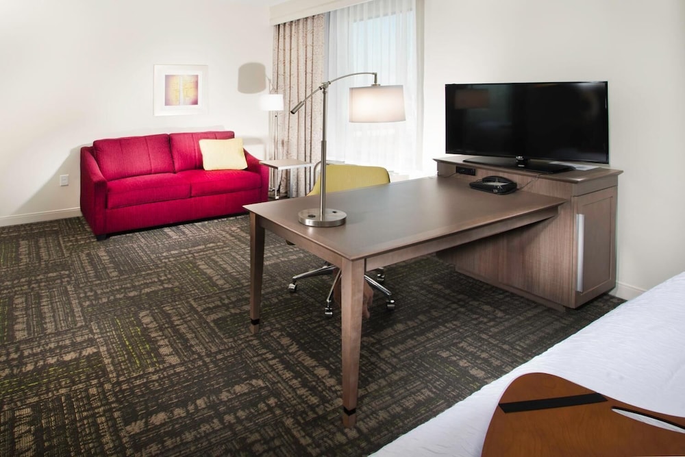 Hampton Inn Suites La Porte 17/25