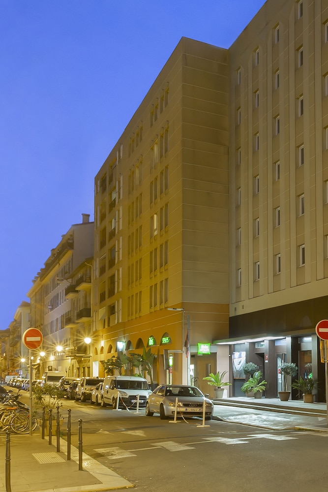 Ibis Styles Nice Vieux Port 69/76