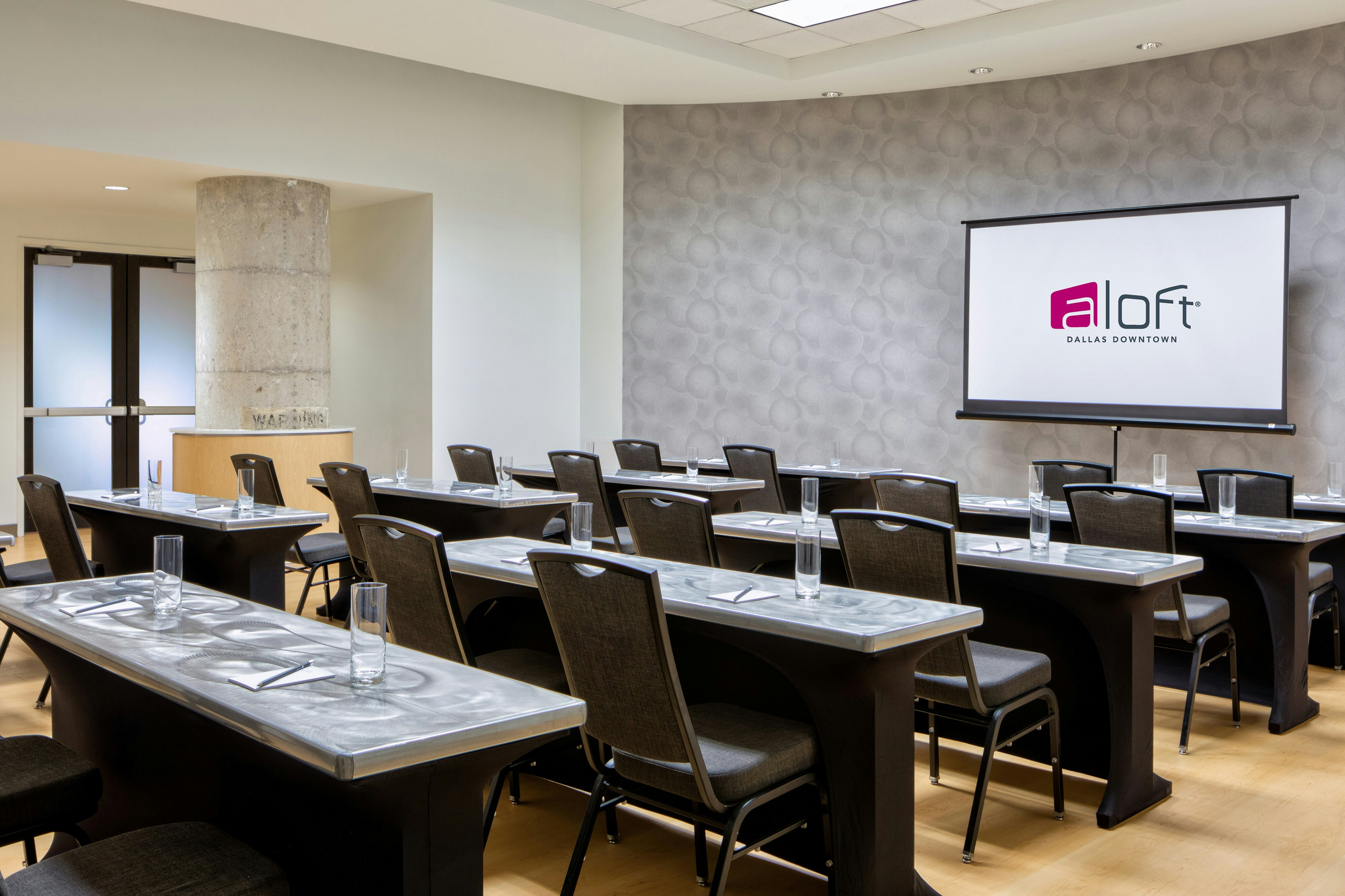 Aloft Dallas Downtown 40/49