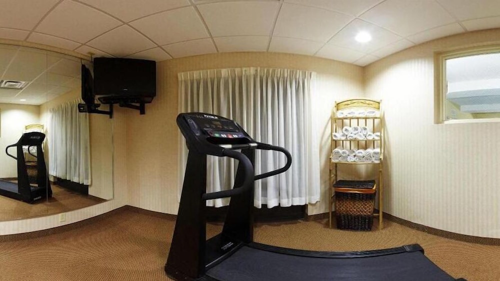 Holiday Inn Express Hotel Suites Harriman 39/53