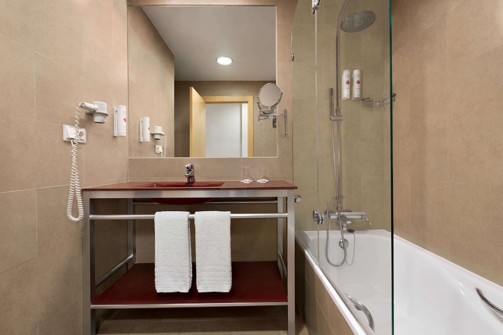 Ramada by Wyndham Madrid Getafe 49/50