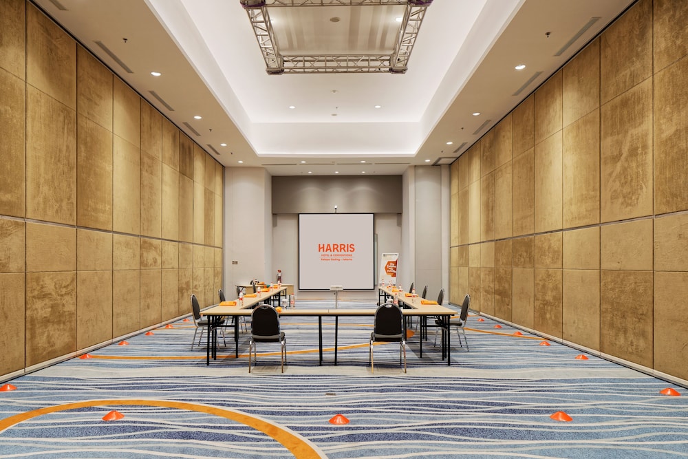 Harris Hotel Conventions Kelapa Gading 23/28