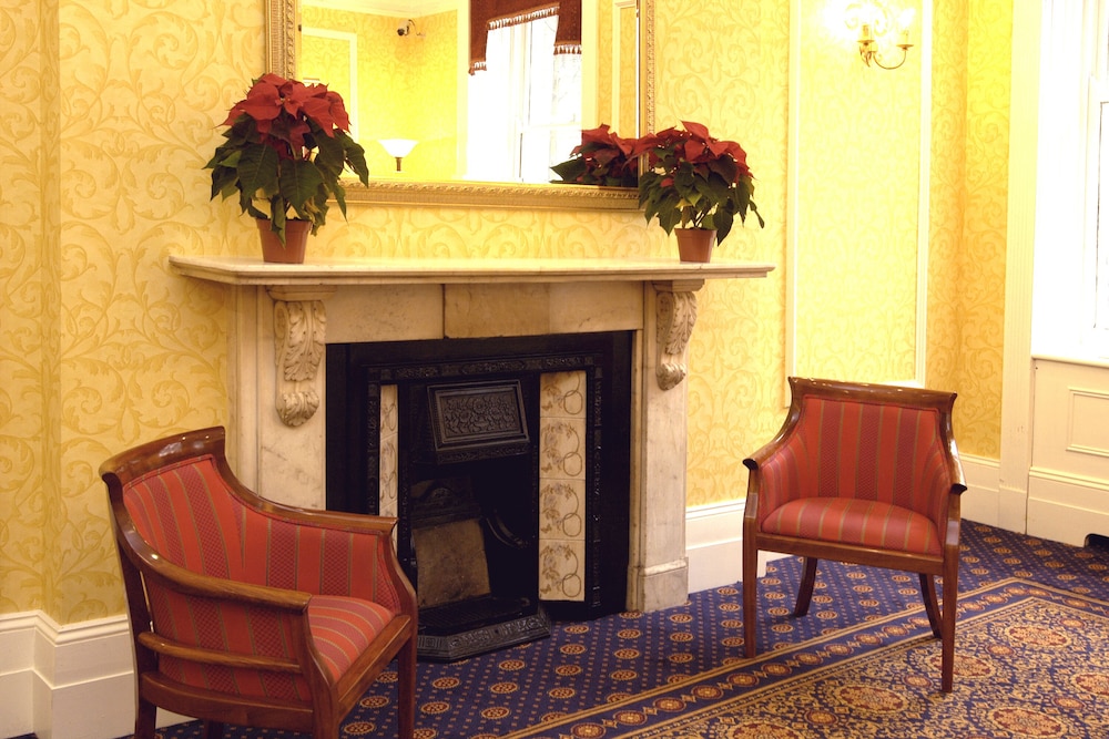 Grange Buckingham Hotel 8/58