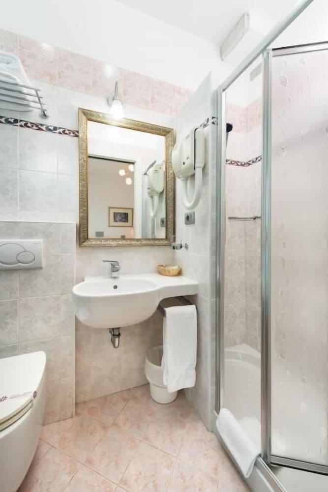 Hotel Poseidon & Nettuno 62/63