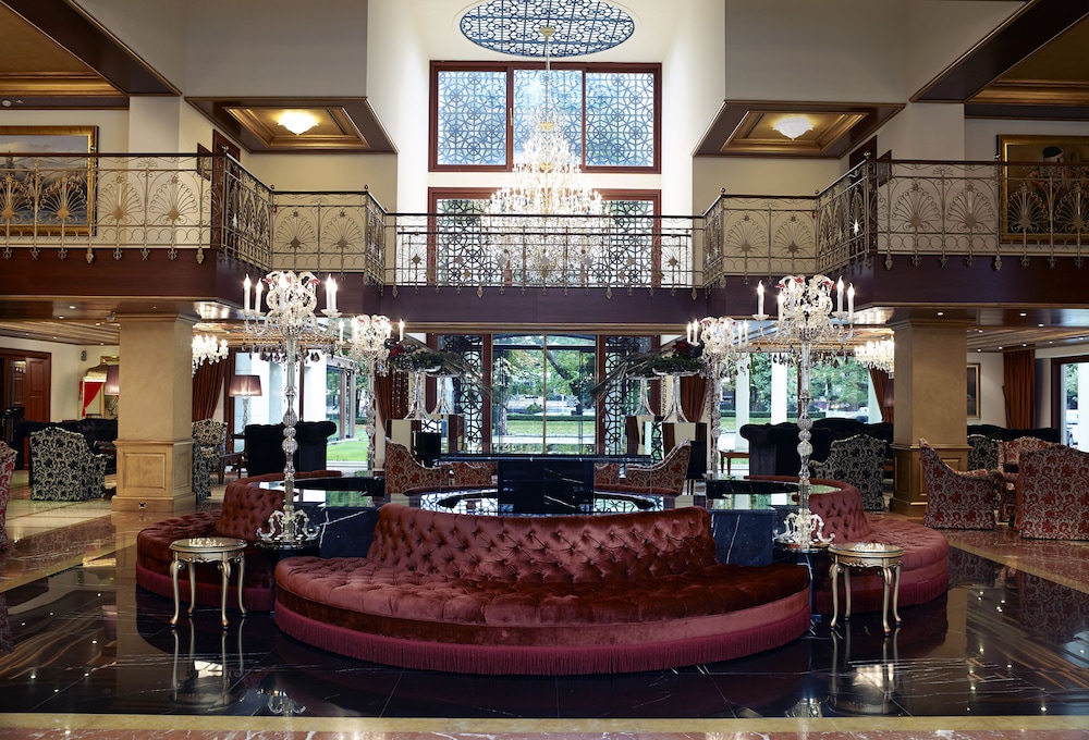 GRAND SERAI CONGRESS & SPA 44/64