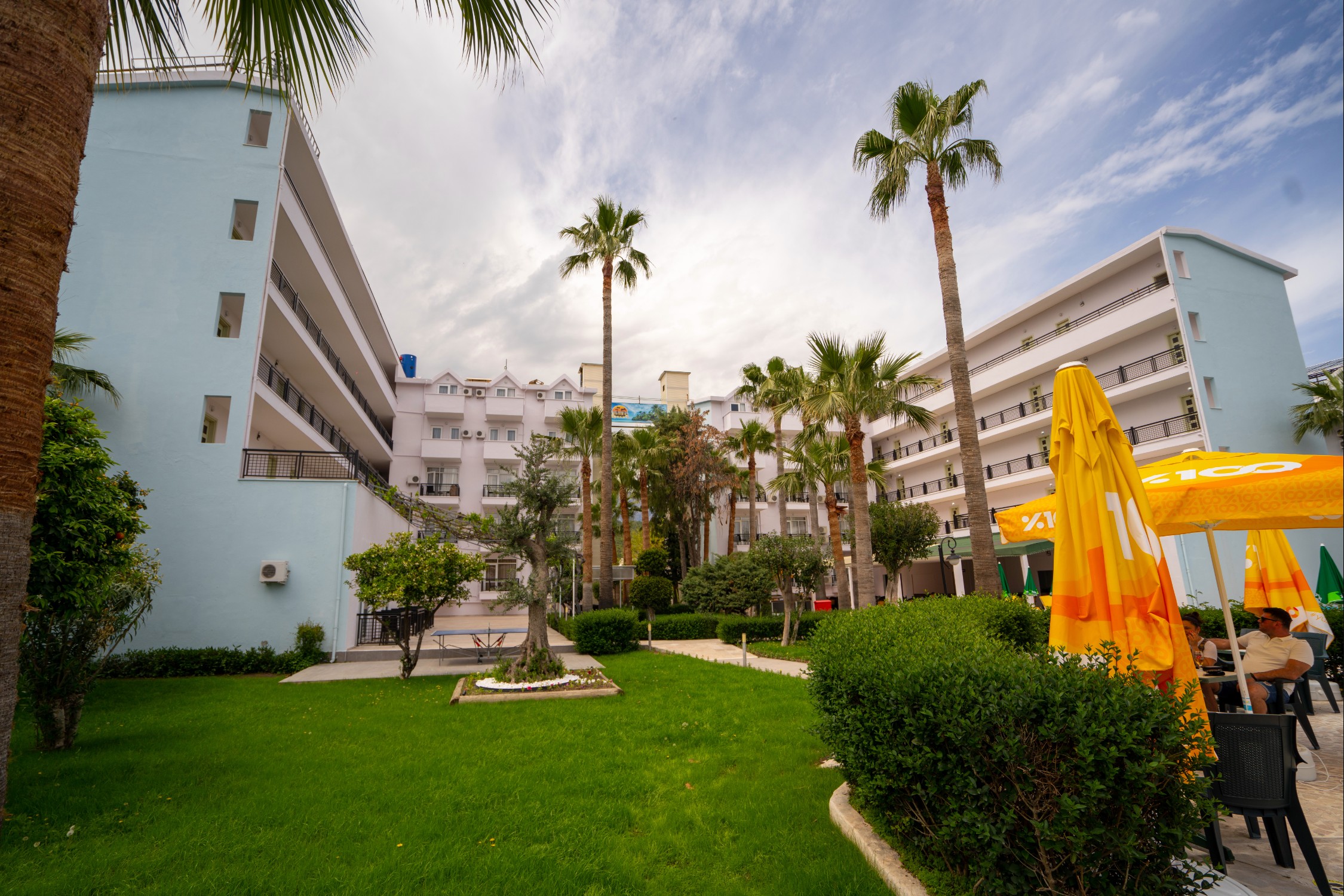Malibu Resort Hotel 43/50