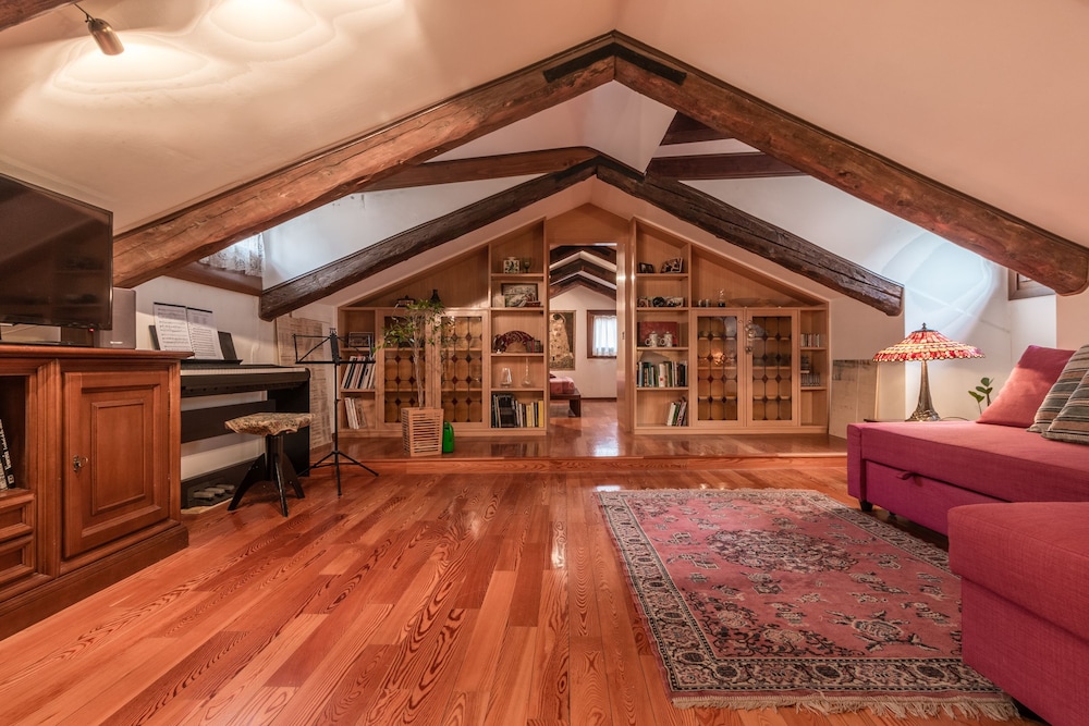 Vivaldi Apartment 17/26