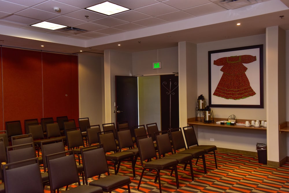 Microtel Inn & Suites By Wyndham Cuauhtemoc 23/40
