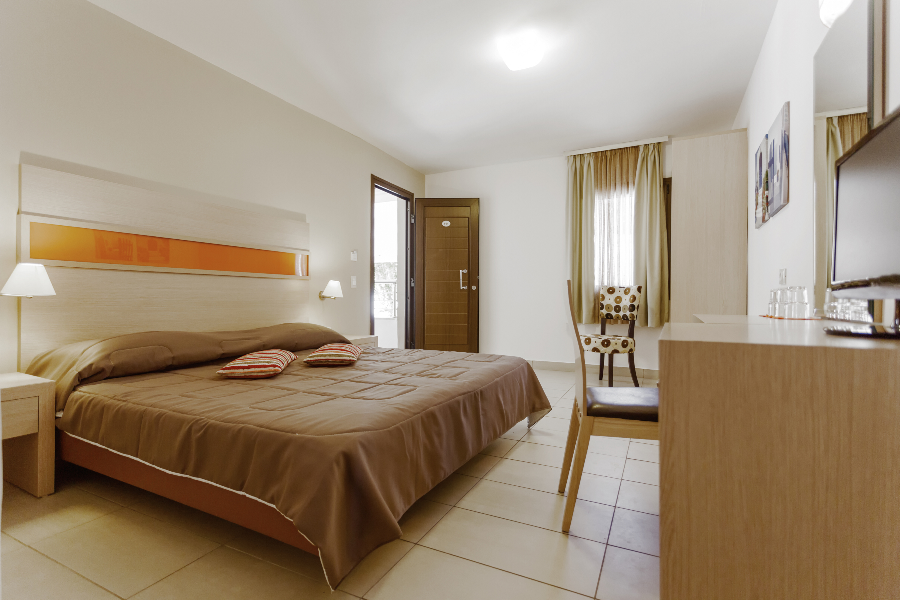 Lagomandra Beach Hotel and Suites 30/71