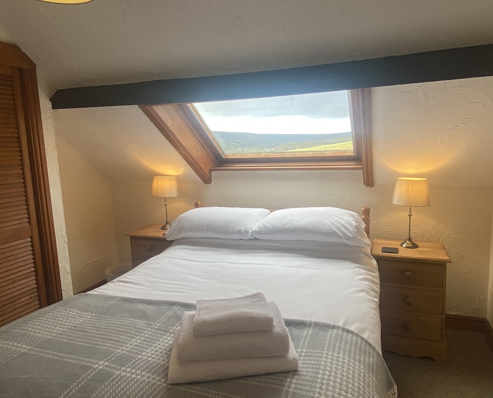 Craven Garth Cottages 18/50