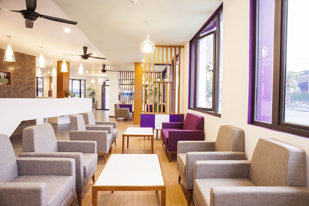 Emm Hotel Hue 32/50