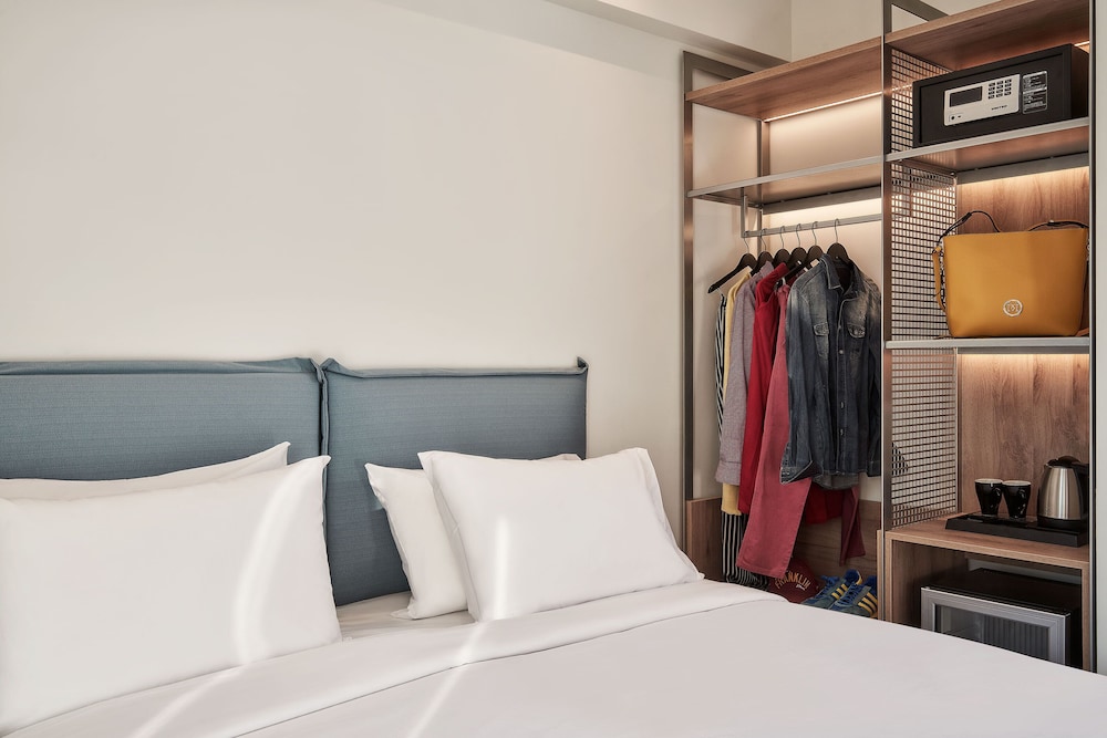 STANDARD, DOUBLE BED